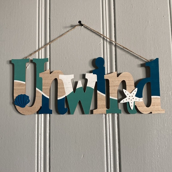 NWT Coastal Wooden UNWIND Decoration Sign w/ Shell 🐚 & Starfish - Picture 16 of 17